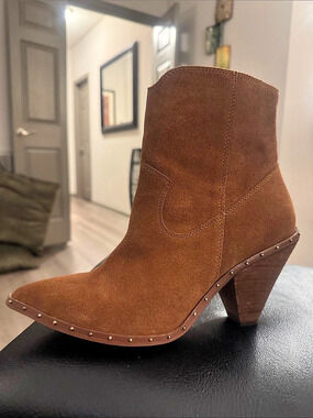 CHINESE LAUNDRY WOMEN'S RAMBLE SPLIT SUEDE FASHION BOOTIES - SNIP TOE Size 10